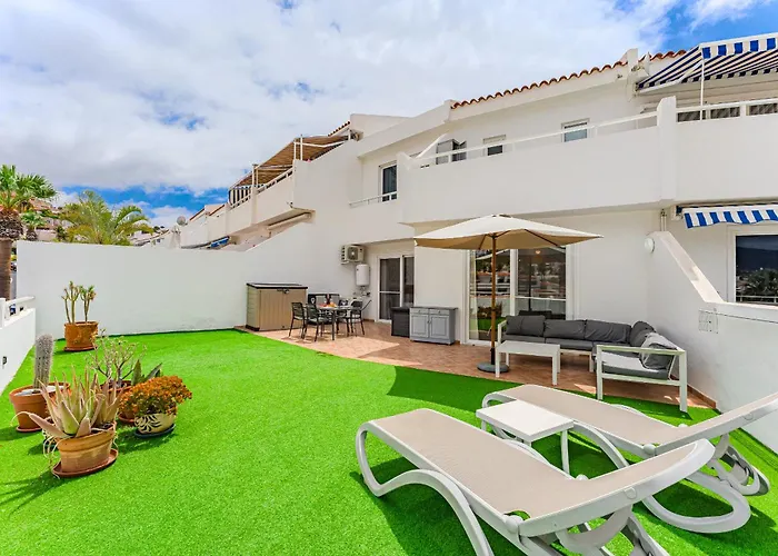 Huge Sunny Terrace Heated Pool Διαμέρισμα