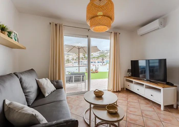 Apartment Huge Sunny Terrace Heated Pool